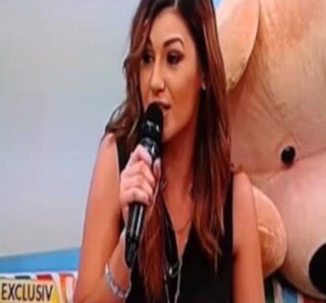 102636257_AKQHNRK3 - a Alina - Ali poze noi dar puse recent 07