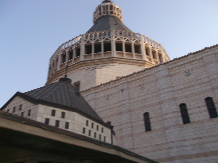 cupola vazuta de afara - prima zi de pelerinaj