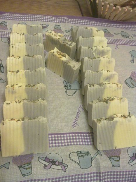 sapun natural de lavanda - Sapun natural handmade