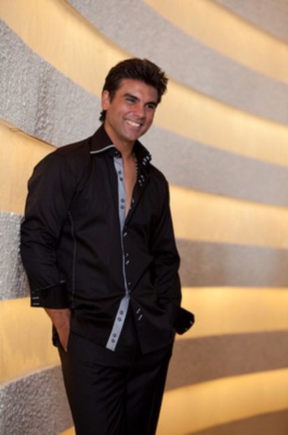 Jorge Luis Pila-Miguel Valdez - Corazon valiente