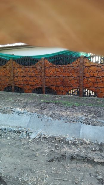  - contact execut si lucrez garduri din beton si fer forjat
