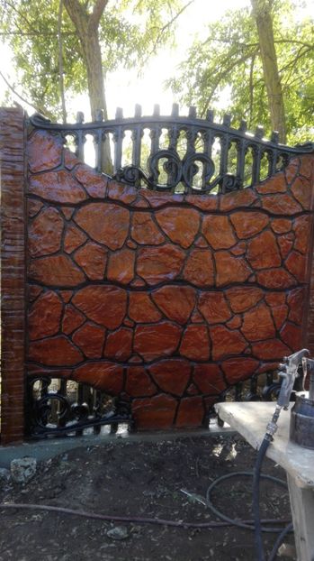  - contact execut si lucrez garduri din beton si fer forjat