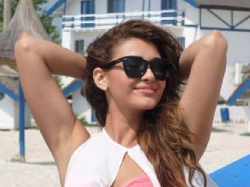 104954760_TMHDZKE3 - 01 ae - pmv