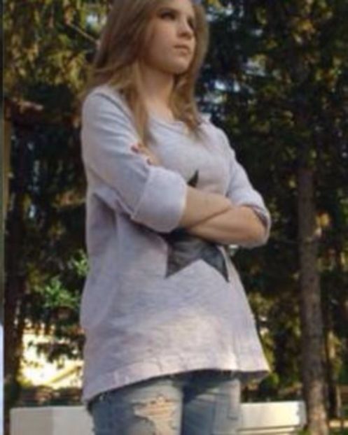 104955180_CLMVVHY - 01 anca - pmv