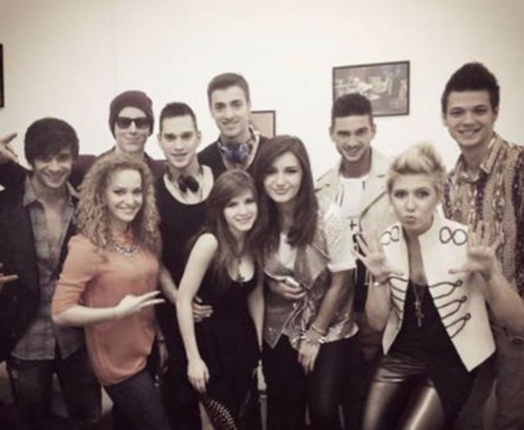 101669902_EJLLZIZ3 - 01b impr - pmv