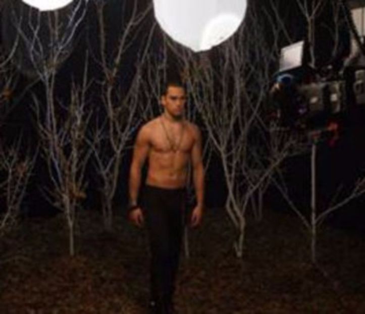 101669849_UZYBEJF - 01 vg -  pmv