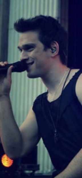 101669877_DUWFSNQ3 - 01 vg -  pmv