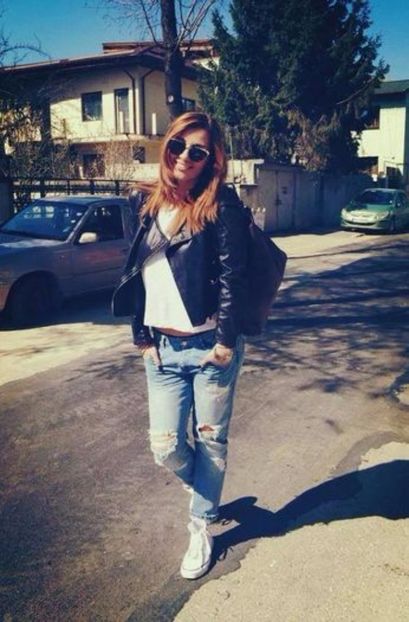 104881790_MMRMVNK3 - 01 ae - pmv