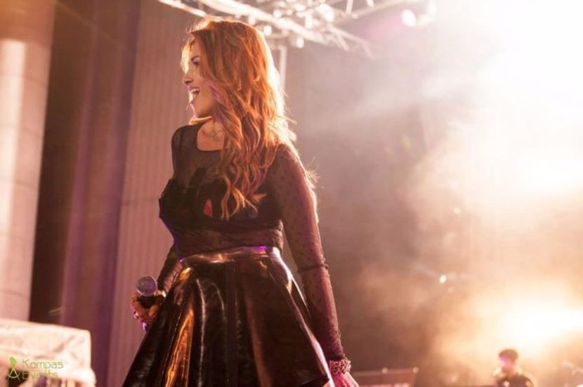 104881830_CAXSUNQ - 01 ae - pmv