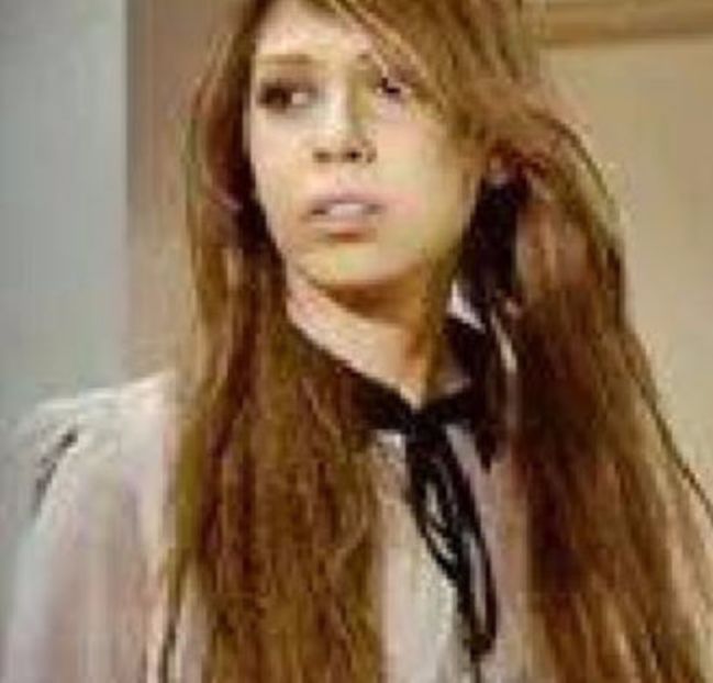 104883201_SDMVFXG3 - 01 sara - pmv