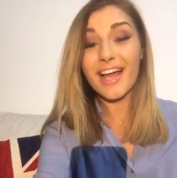 104928212_CPXWCFR3 - 01 ae - pmv