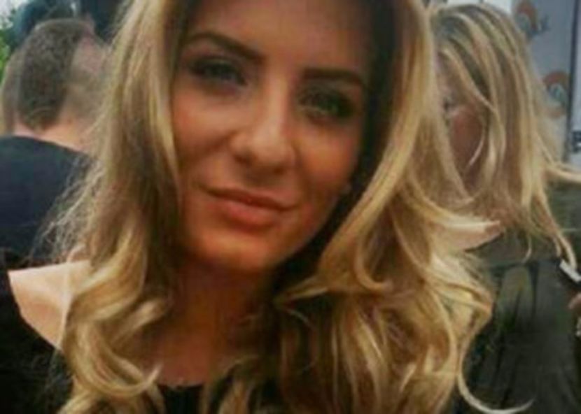 104606969_NKYWEXU - 01 ab