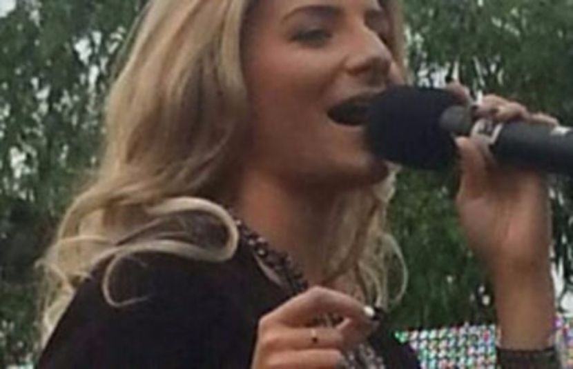 104606988_LAPEUOI3 - 01 ab