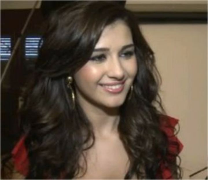 104533681_JHCKLRZ - 01 ae - pmv