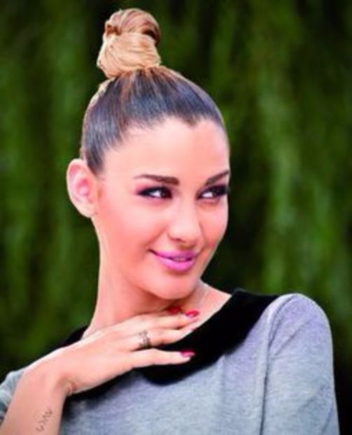 104626904_EMZLZVA3 - 01 ae - pmv