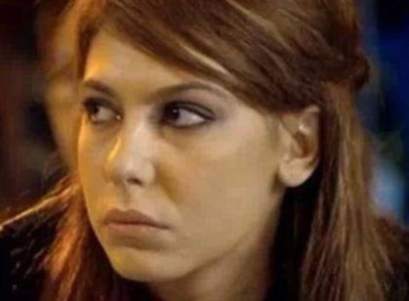 104545417_IHHQYFH3 - 01 sara - pmv