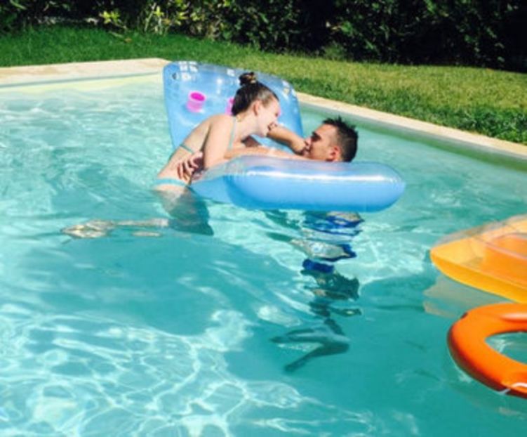 104092120_EKWHTYD3 - 01 one - pmv