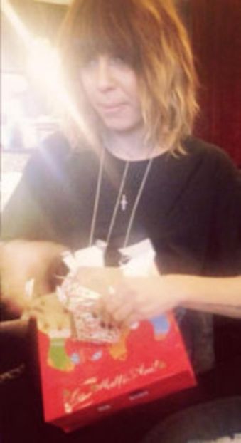 104492847_XLDLCKY3 - 01 so - pmv