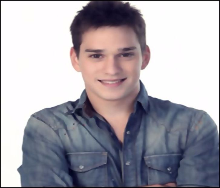 104122229_BWRUQIQ3 - 01 vg -  pmv