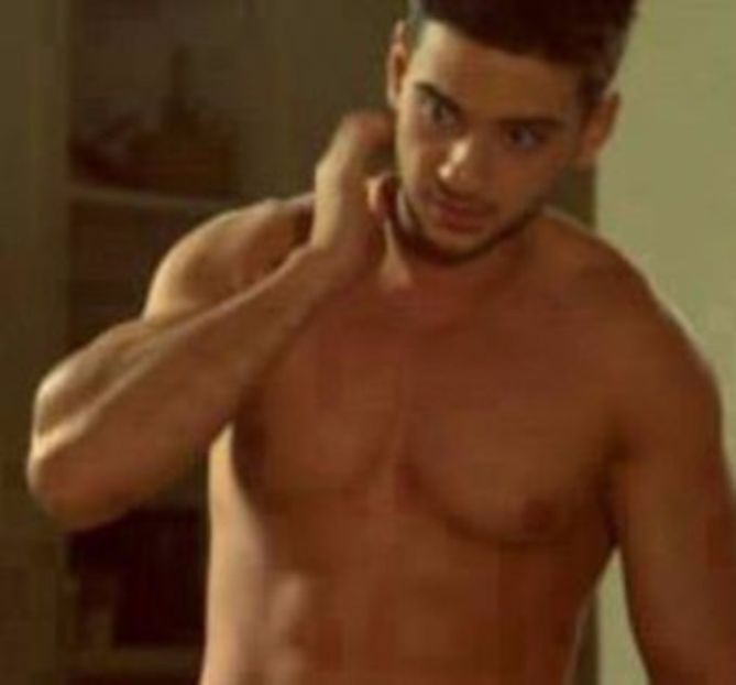 101972578_CMLMAKW3 - 01 andrei - pmv