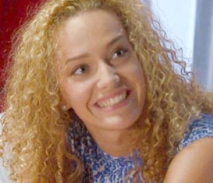 101917507_XIWSVYW - 01 monica - pmv