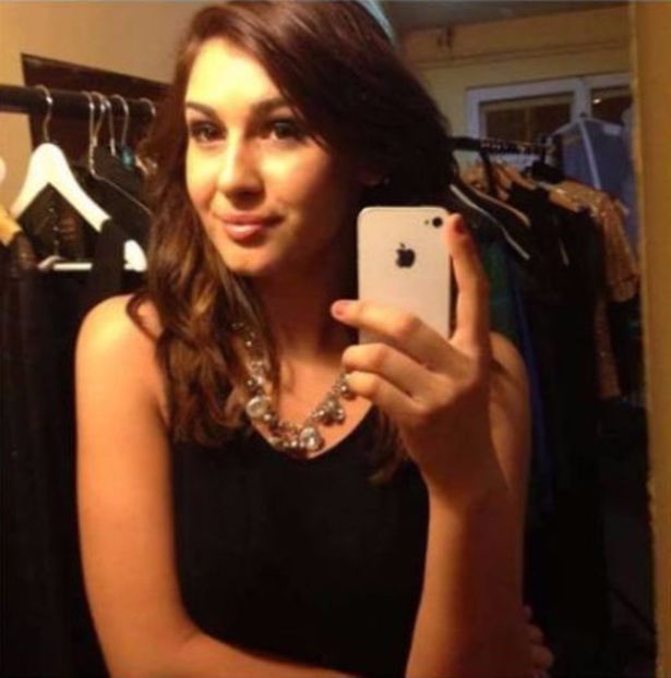 101971888_LDIJMOQ - 01 ae - pmv