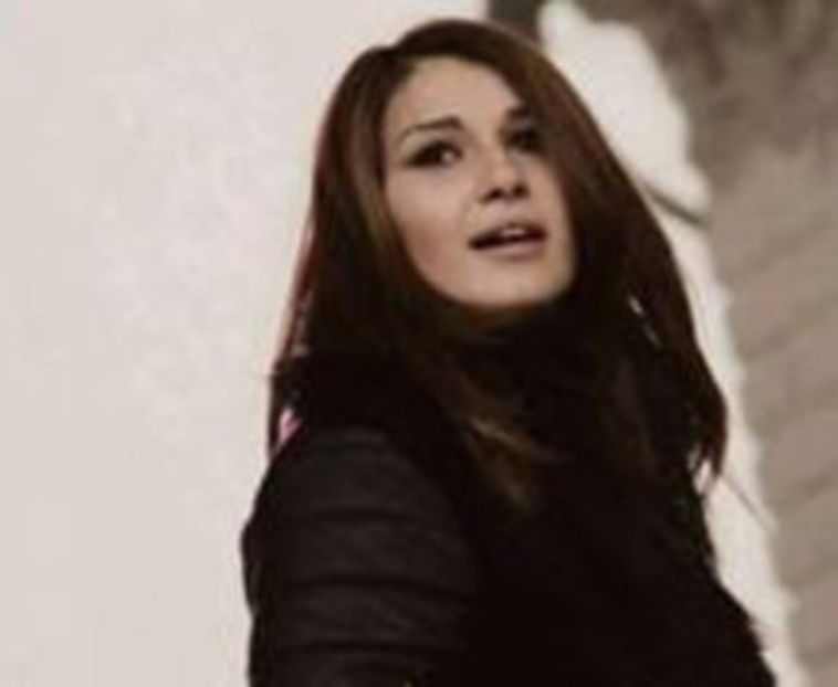 103644859_BQFYCMS3 - 01 ae - pmv