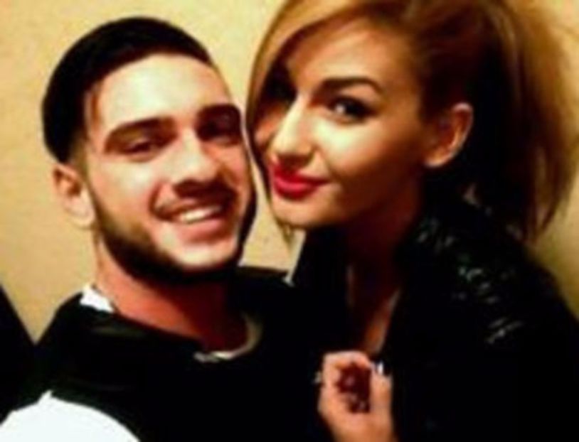 103644946_UYZVLKH - 01 ae dp - pmv