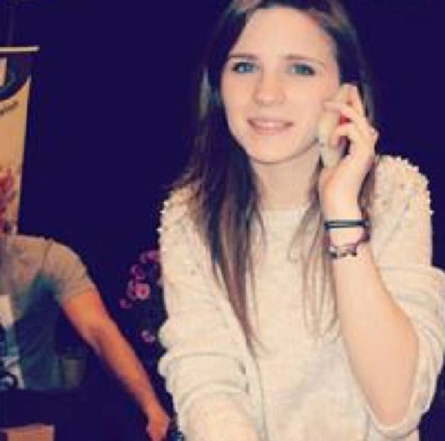 101914712_TVUNNZC3 - 01 cc - pmv