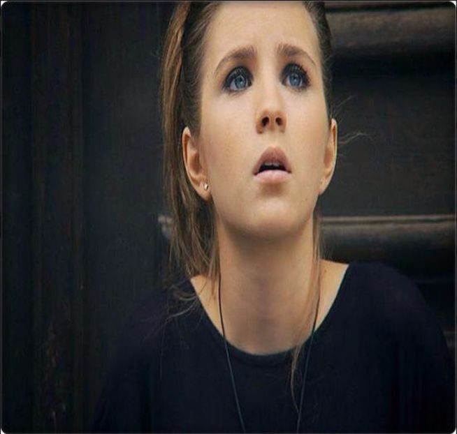 103424781_KXJYLMB - 01 anca - pmv