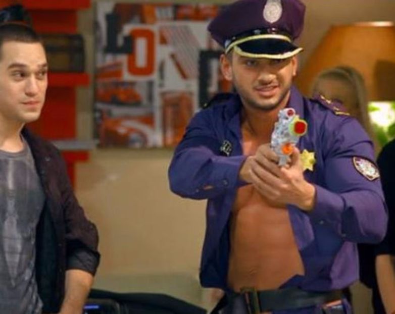 102539725_HBBYJAD3 - 01 andrei - pmv