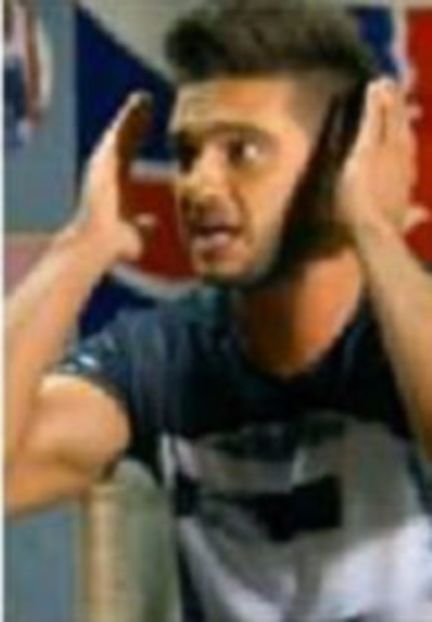 102581571_OWMDAWP3 - 01 andrei - pmv