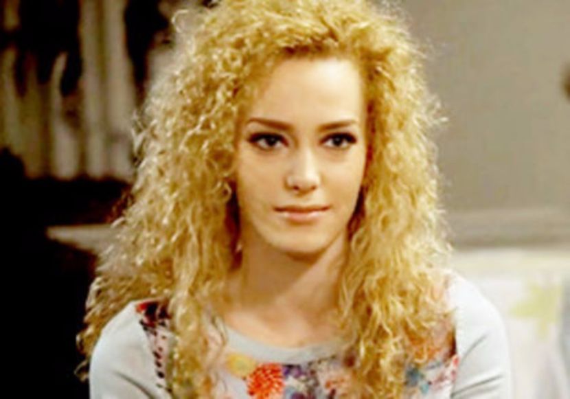 102344557_XJAPKWX3 - 01 monica - pmv