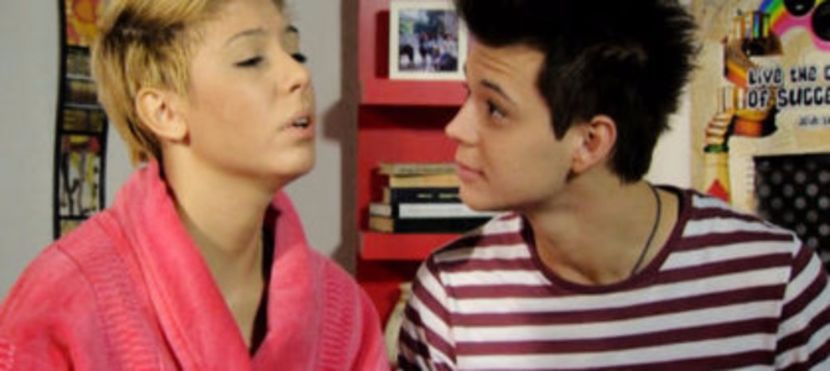 102344338_YKCMUHU3 - 01 sara si cristi - pmv