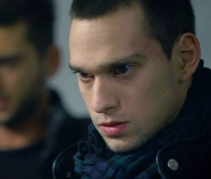 102539650_IGJPFNT3 - 01 vlad - pmv