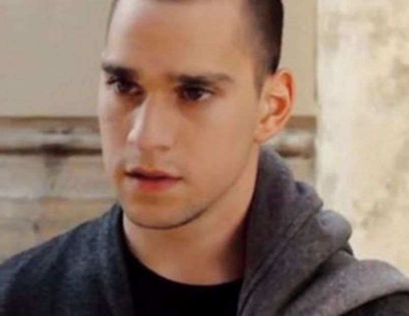 102568010_WEQDGWO3 - 01 vlad - pmv