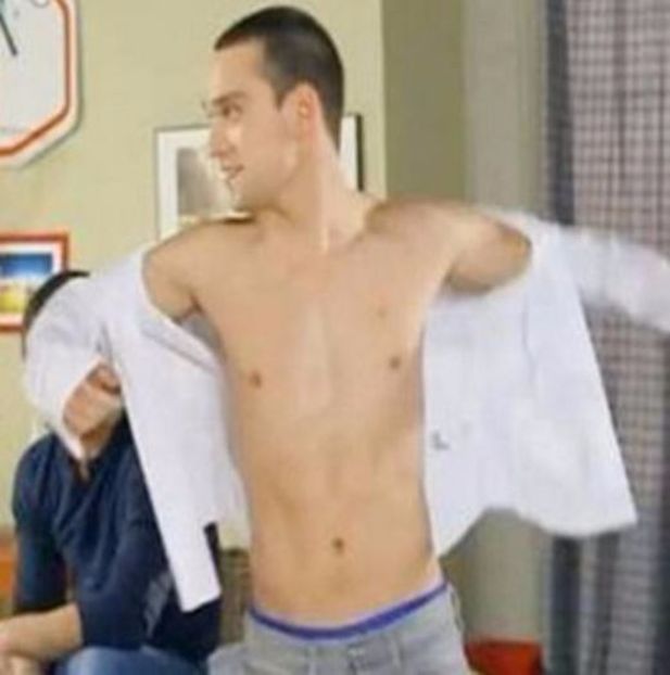 103424688_WYFYLFP3 - 01 vlad - pmv