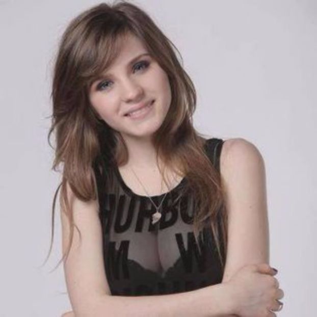 102568058_ZGQXVYR3 - 01 cc - pmv