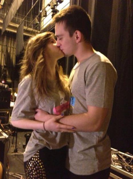 102538876_XIDQHMM3 - 01 one - pmv