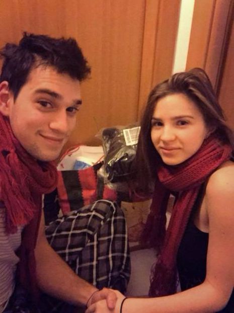 102567944_FVUZSMB3 - 01 one - pmv