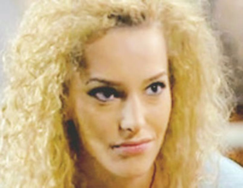 102617647_SUELENK - 01 monica - pmv