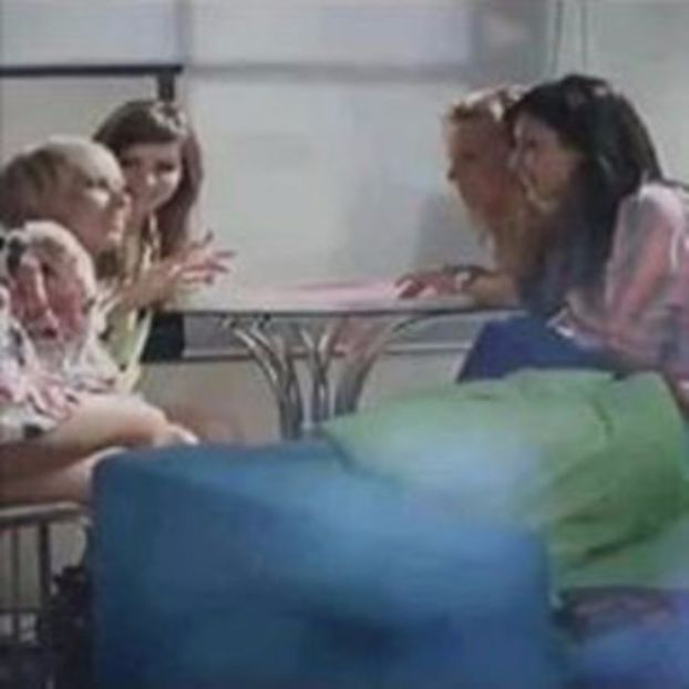 103300290_PSARYHG3 - 01b impr - pmv
