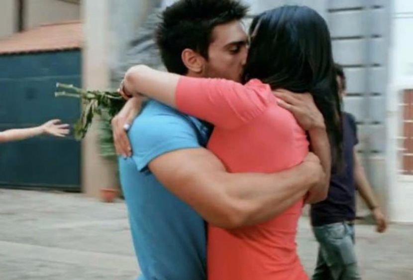 103299877_RVYLRTT - 01 ae dp - pmv