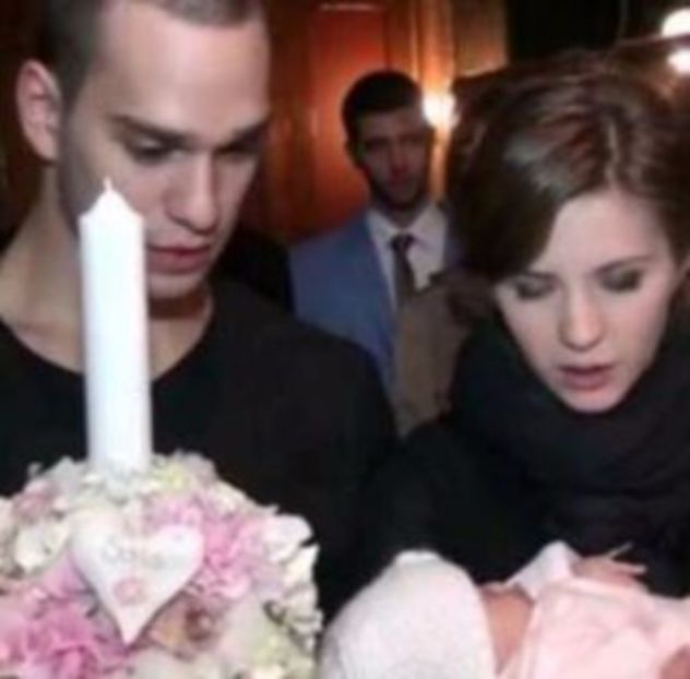 102643717_XIXRAMT - 01 one - pmv - 2