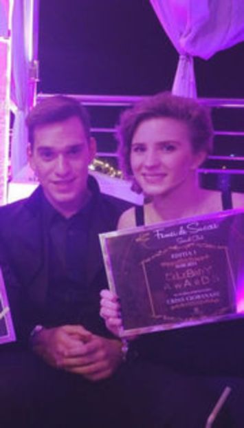 102711857_QCPAYIF - 01 one - pmv - 2