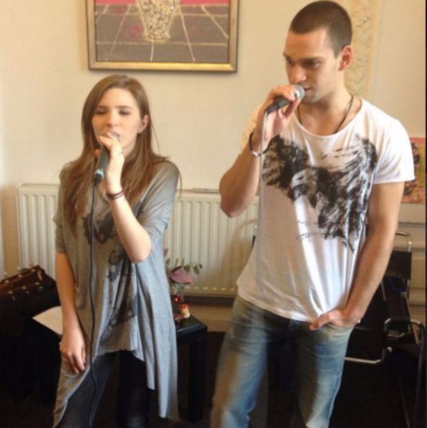 102712195_YHILLHZ - 01 one - pmv - 2