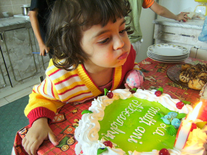 la mul?i ani! - veri si verisoare