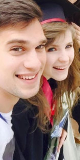 103195768_AUXMQZV3 - 01 one - pmv - 2