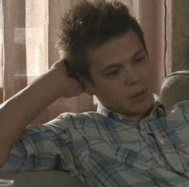 102748077_YFNYLGD3 - 01 cristi - pmv