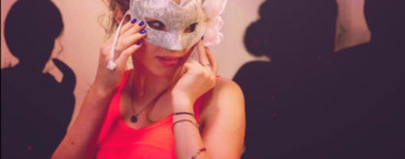 103116058_SXTBZEG3 - 01 cc - pmv - 2